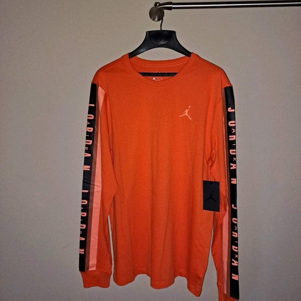 🆕️ JORDAN LONG SLEEVE 🔥 SIZE LARGE